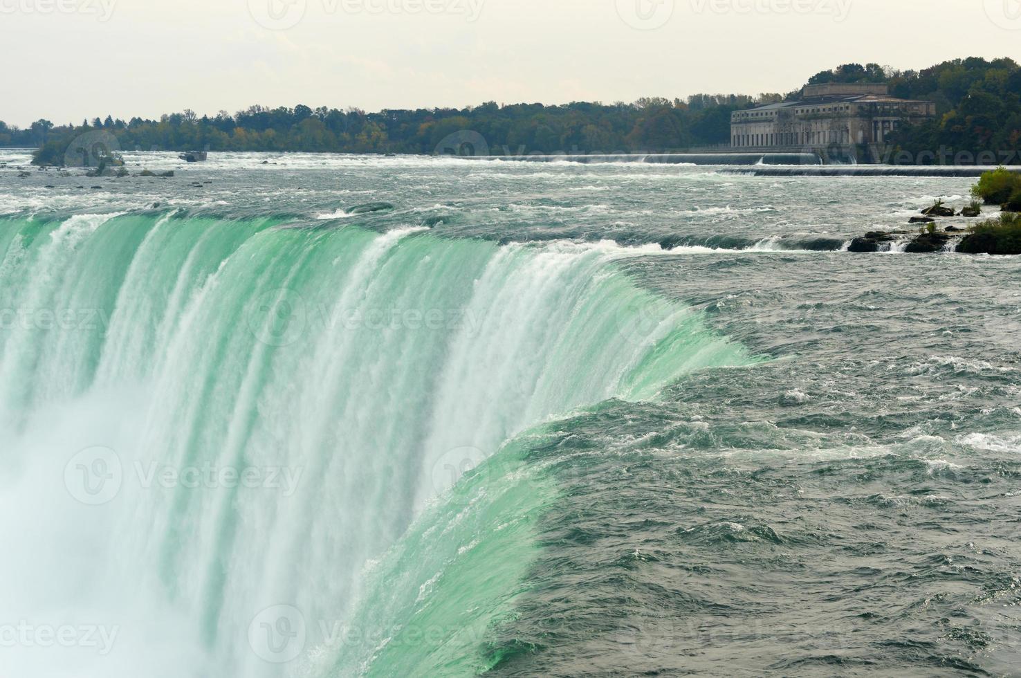 Horseshoe Falls, uma parte das Cataratas do Niágara, no Canadá. foto