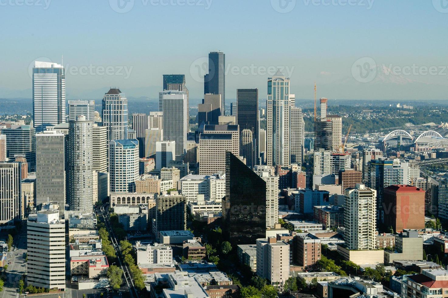 vista aérea do horizonte da cidade de seattle, washington foto