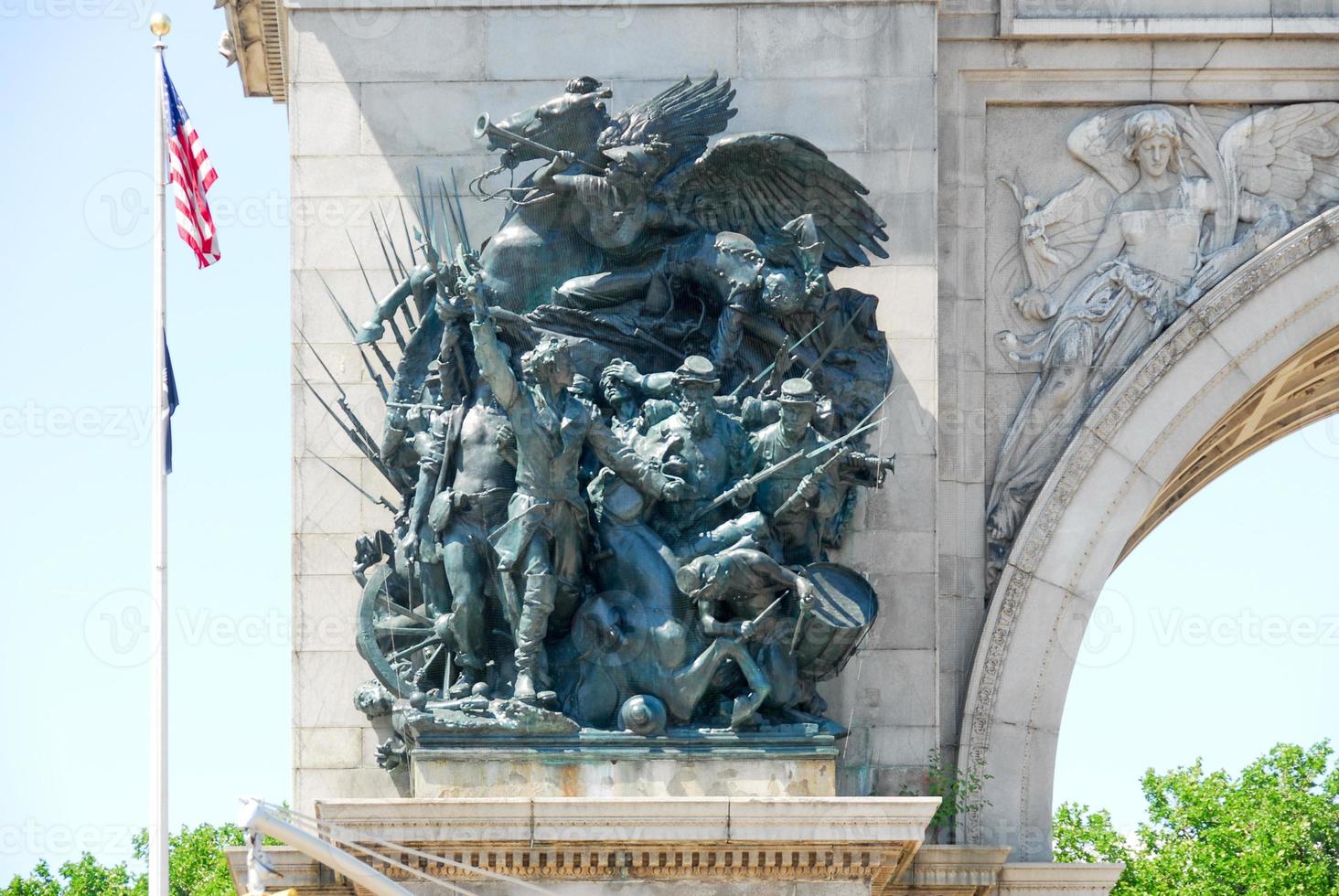 arco memorial de soldados e marinheiros no grand army plaza em brooklyn, cidade de nova york foto