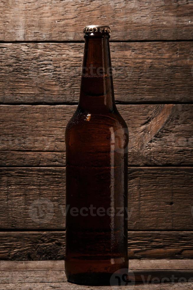garrafa de cerveja gelada foto