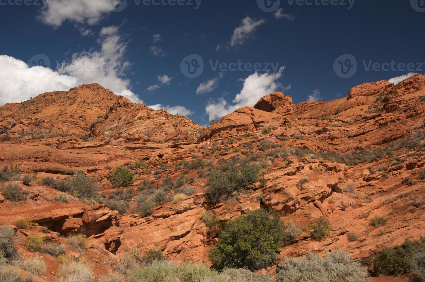 rochas vermelhas de utah foto