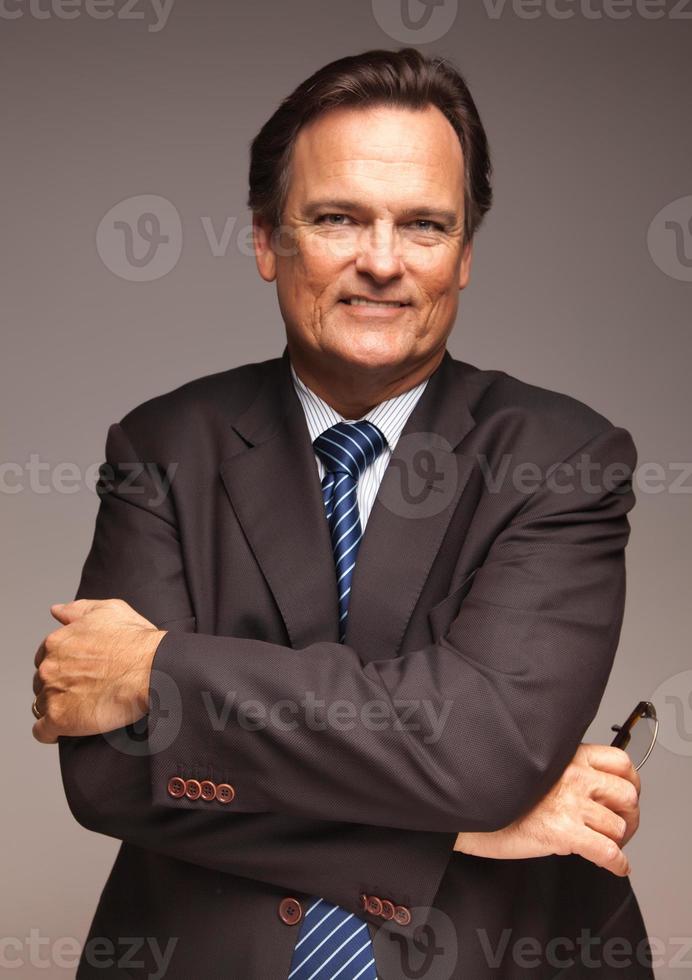 retrato bonito do empresário em branco foto