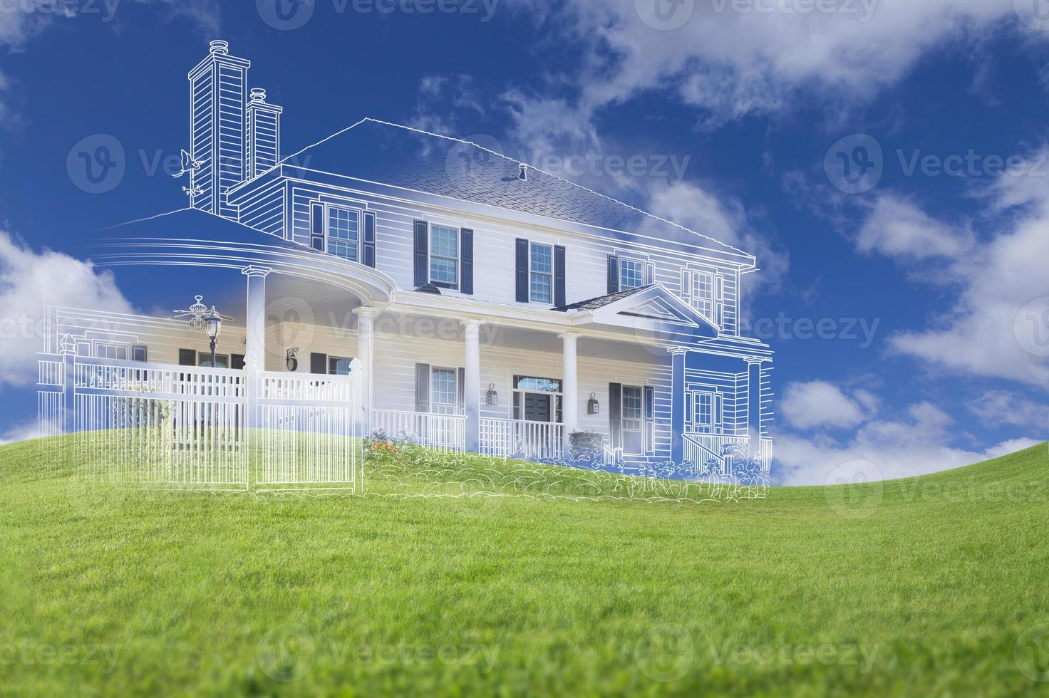 belo desenho de casa personalizada e casa fantasma acima da grama foto