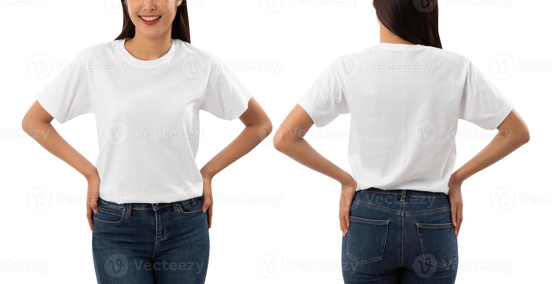 jovem mulher na maquete de camiseta branca isolada no fundo branco com traçado de recorte foto