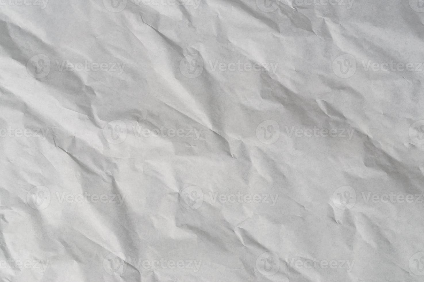 papel de estêncil branco enrugado ou amassado ou tecido após o uso no banheiro ou banheiro com grande espaço de cópia usado para textura de fundo em obras de arte foto