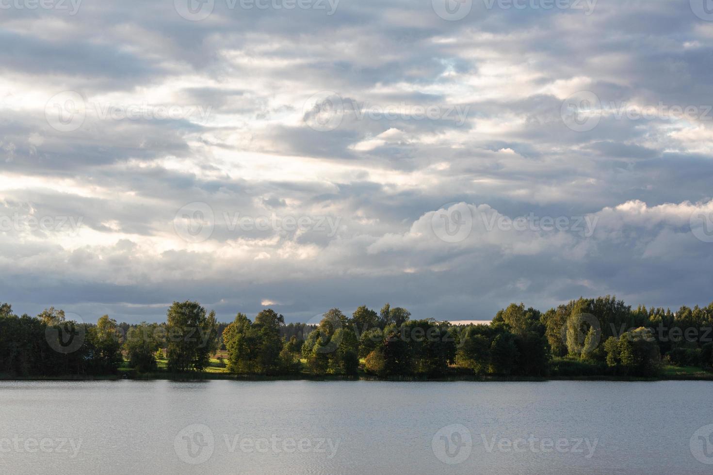 paisagens de verão na letônia foto