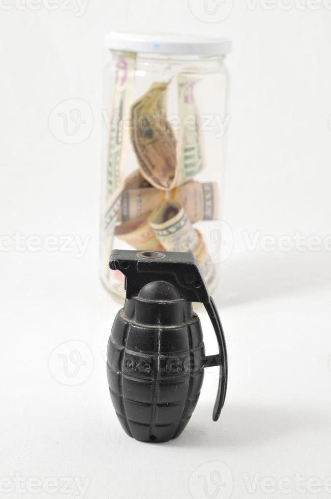 granada com dinheiro foto