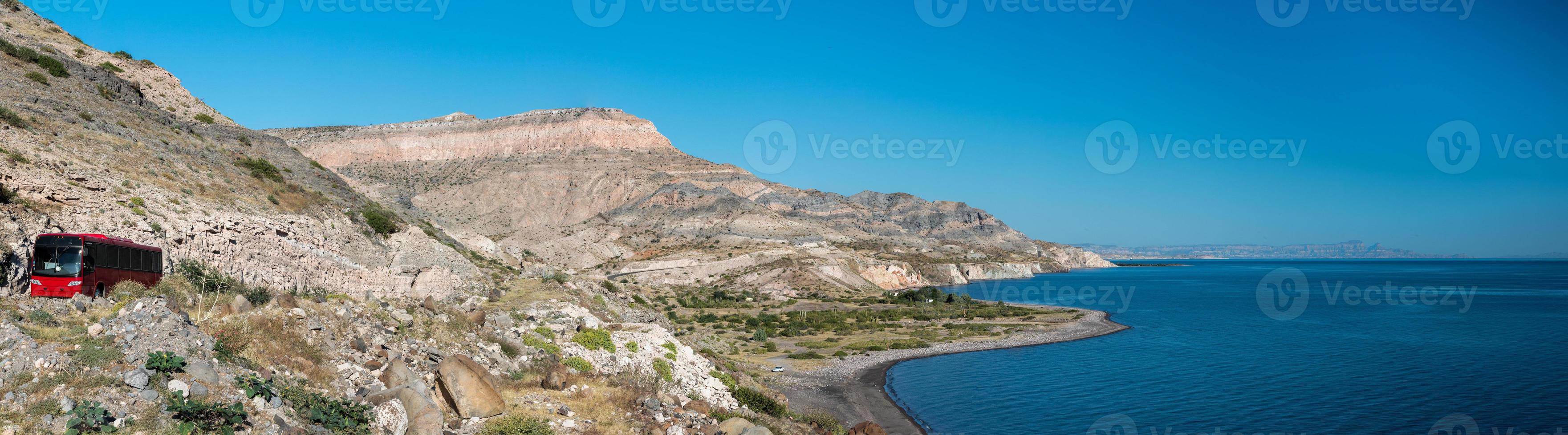 baja california deserto e vista da paisagem do mar de cortez foto