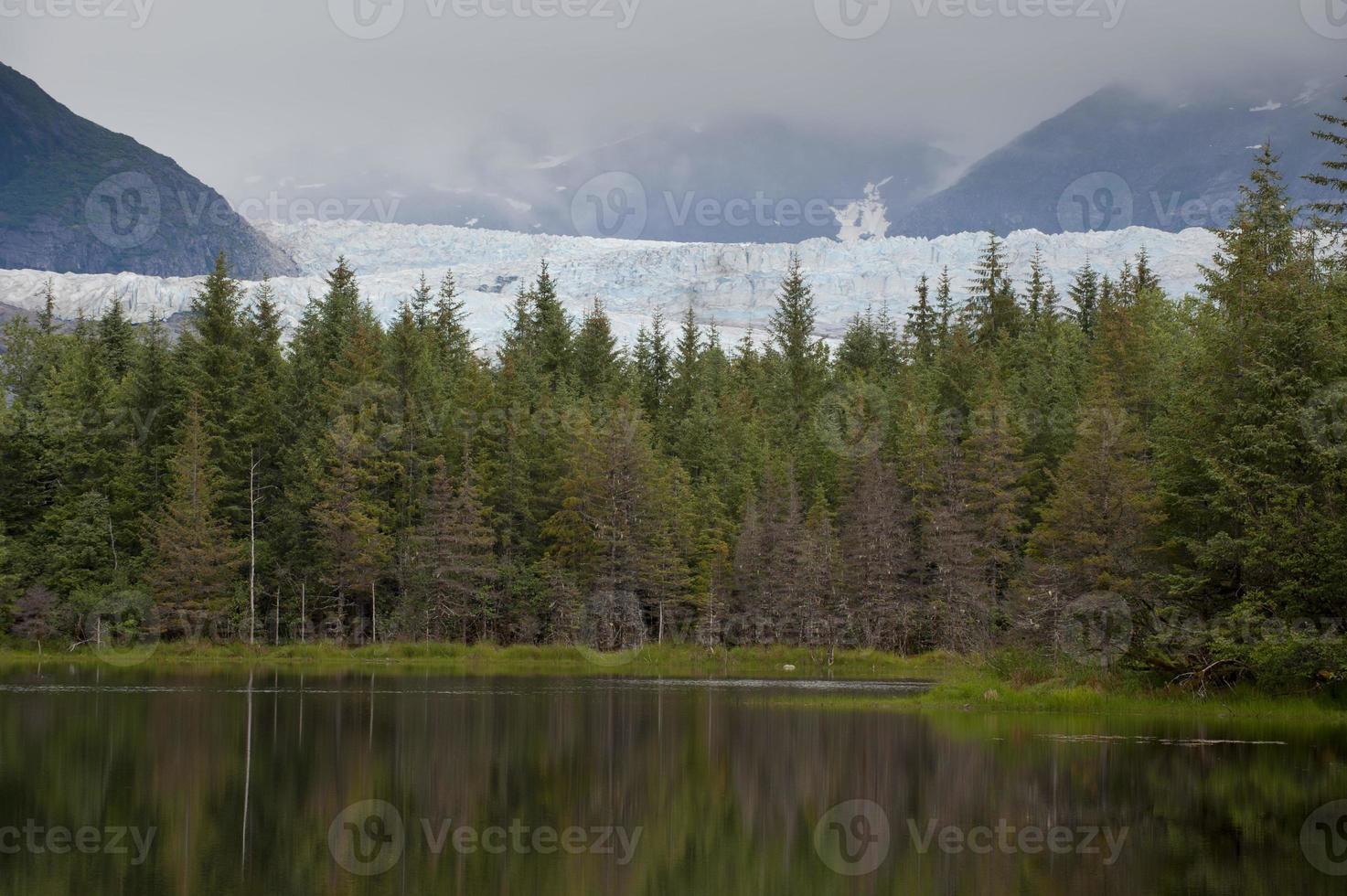 Geleira Mendenhall perto de Juneau, Alasca foto