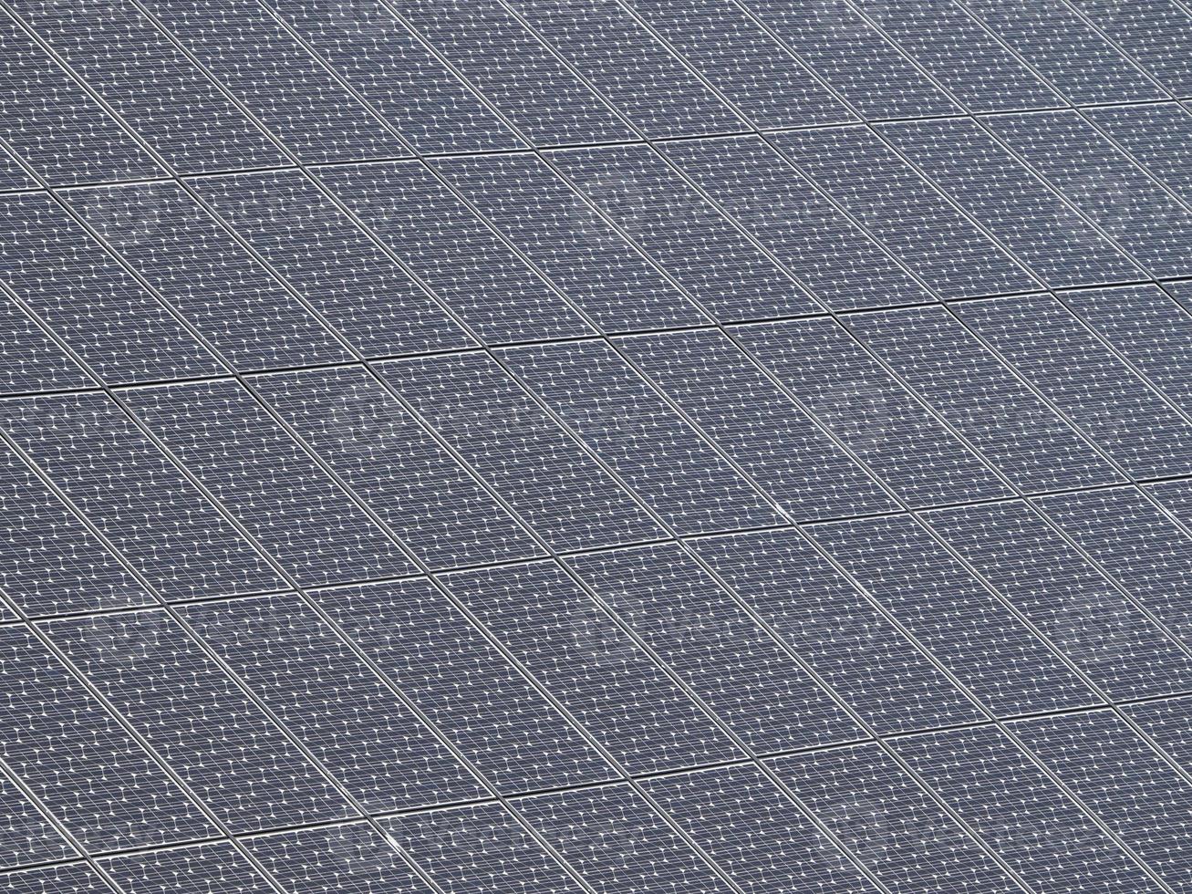 painéis de energia solar de perto foto