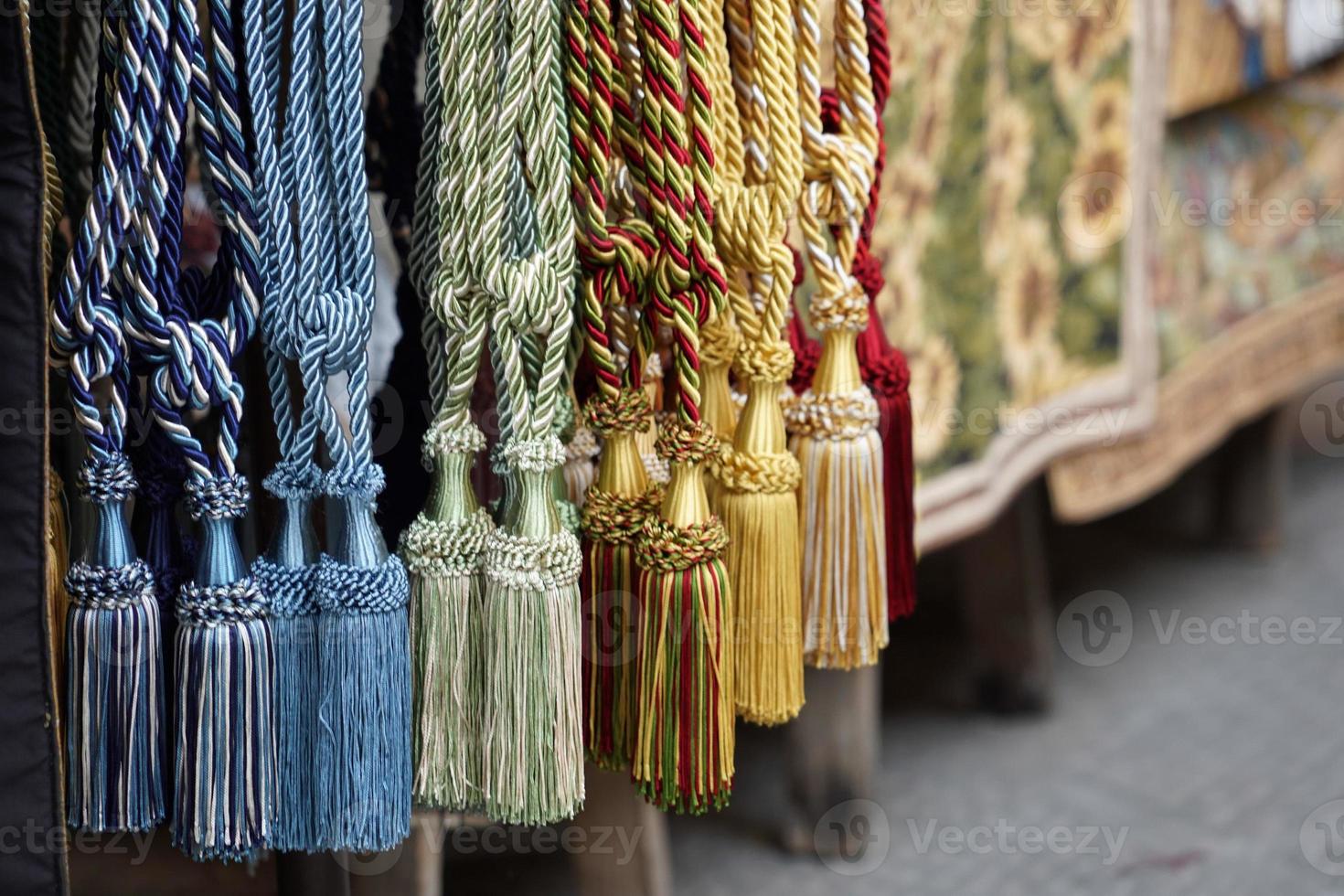 borla de muitas cores no mercado de florença foto