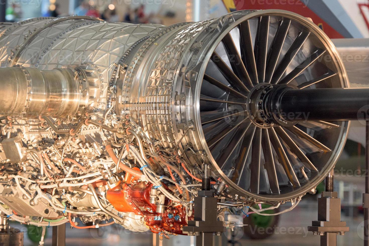 motor de turbina de avião a jato close-up foto