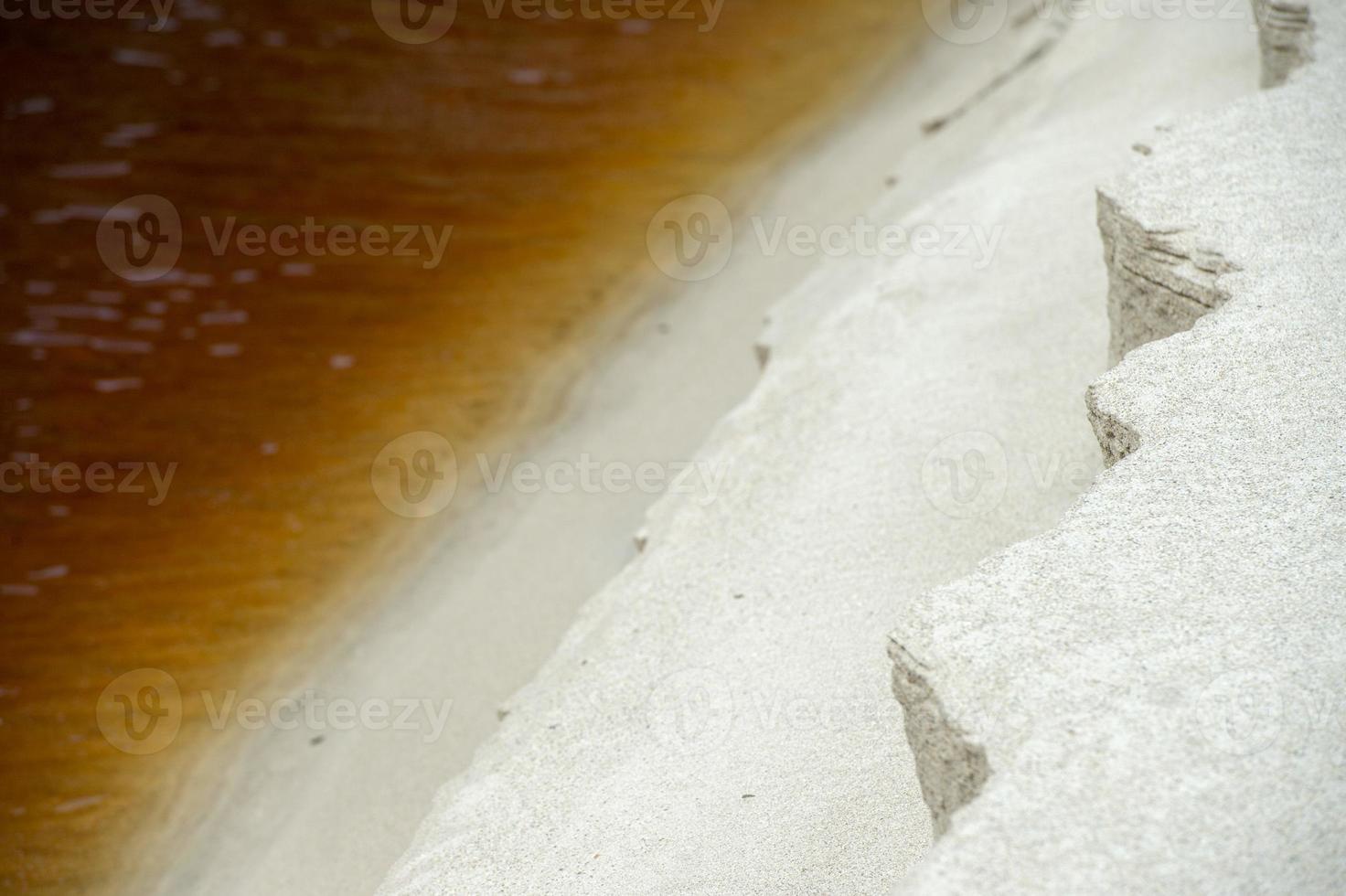 areia branca, ferro, rio amarelo, na austrália foto