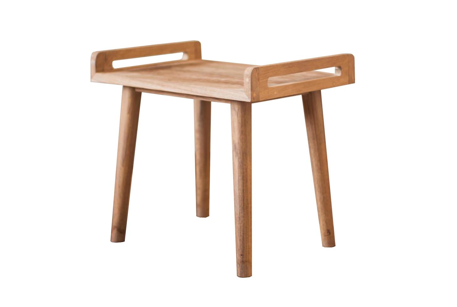 mesa de madeira isolada no fundo branco foto