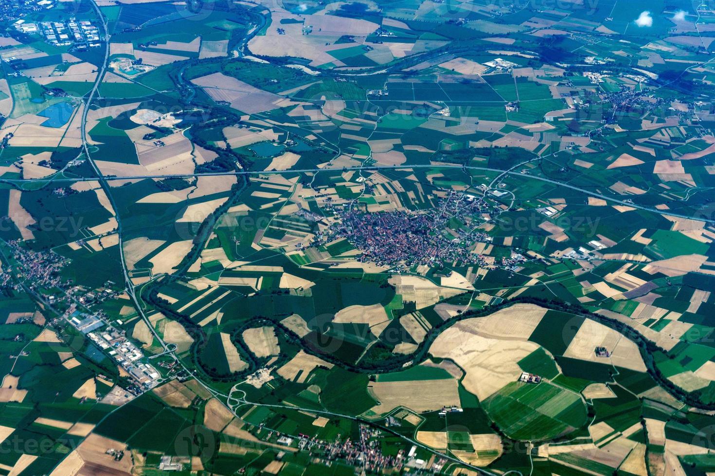 po rio lombardia campo cultivado aéreo paisagem foto