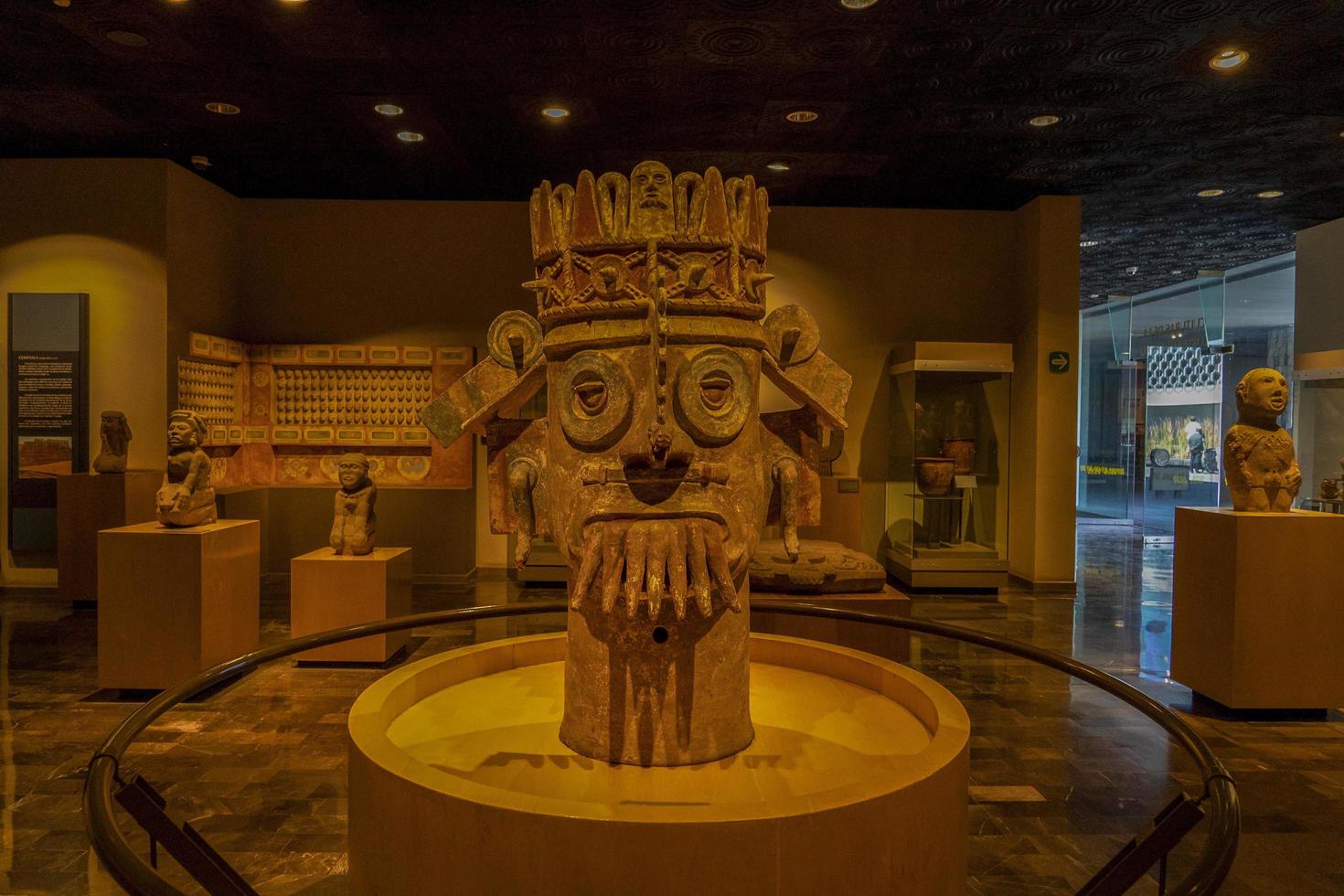 cidade do méxico, méxico - 31 de janeiro de 2019 - museu de antropologia da cidade do méxico foto