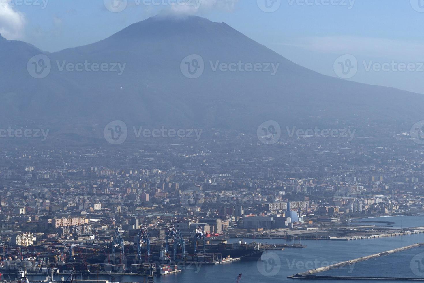 panorama de vista aérea de nápoles foto