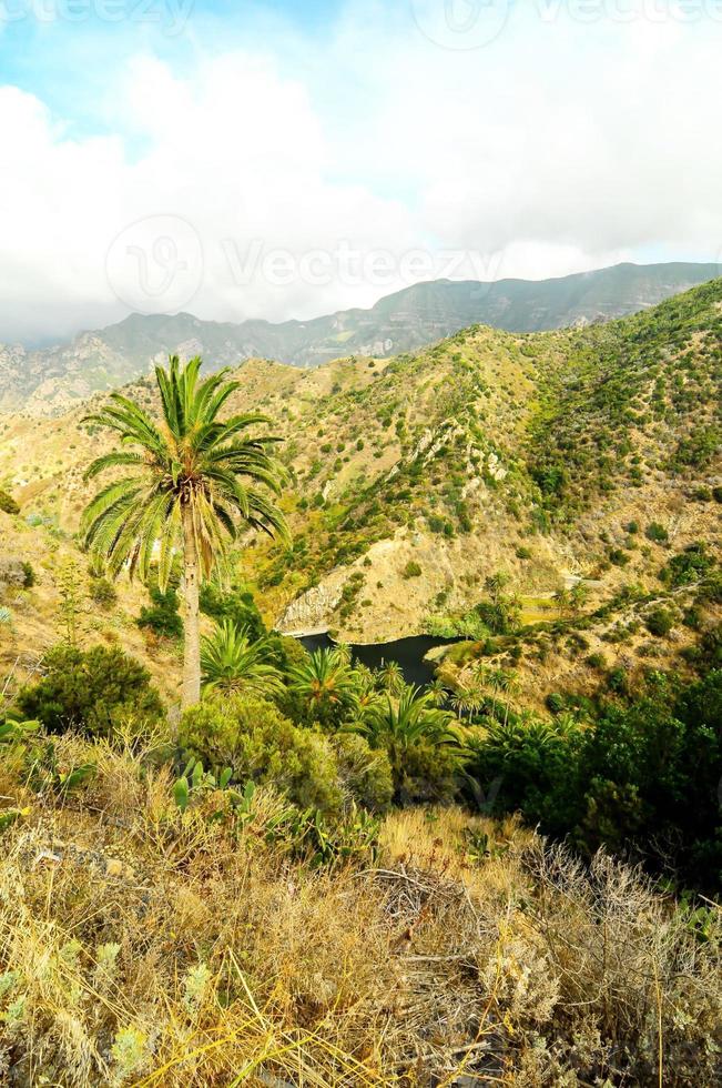 vista panorâmica das montanhas foto