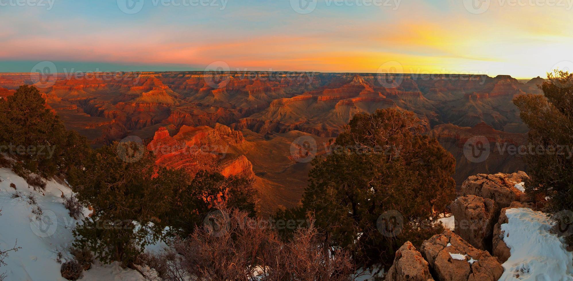 panorama do lado sul do Grand Canyon no inverno foto