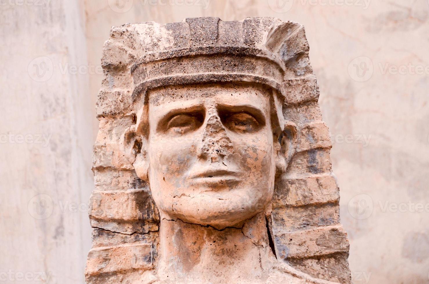 close-up escultura egípcia foto