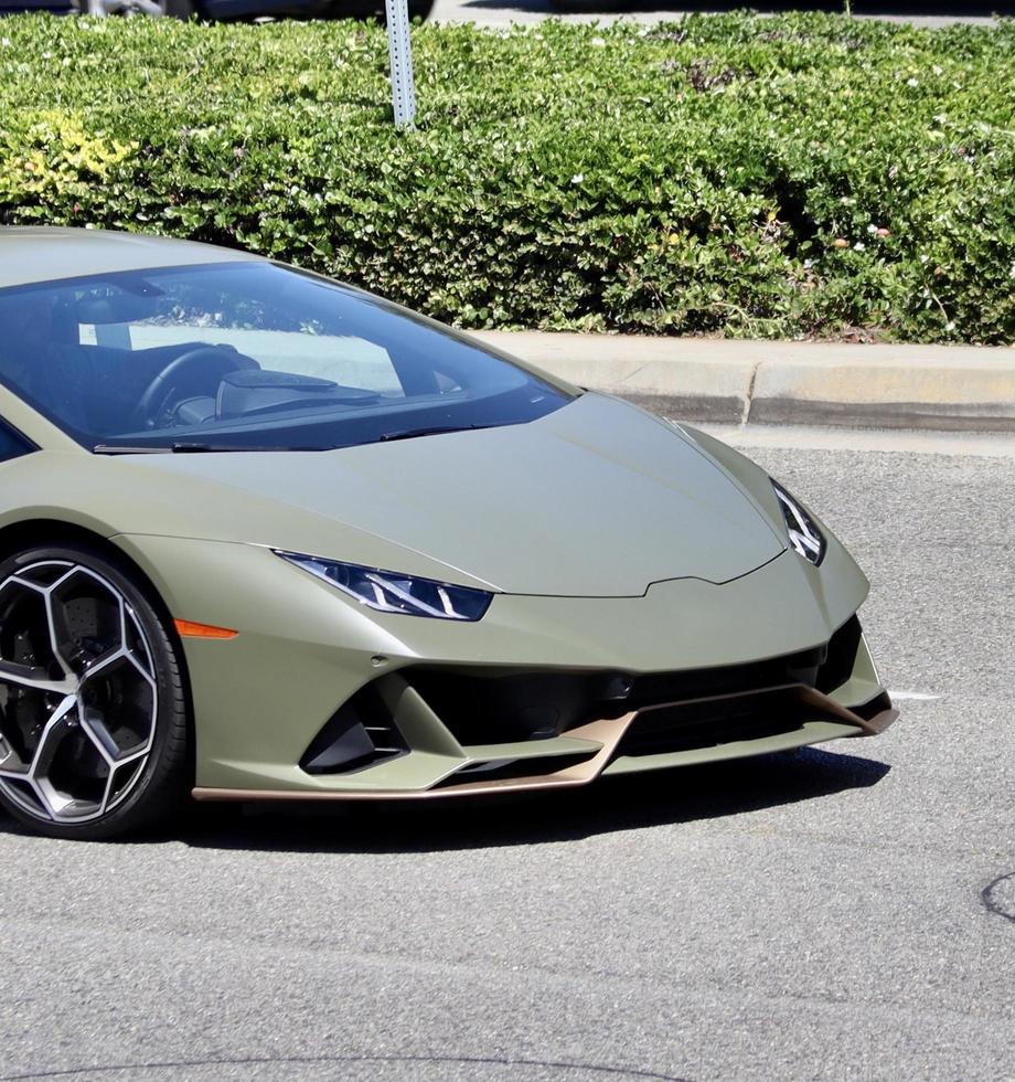 supercarro exótico em detalhe foto