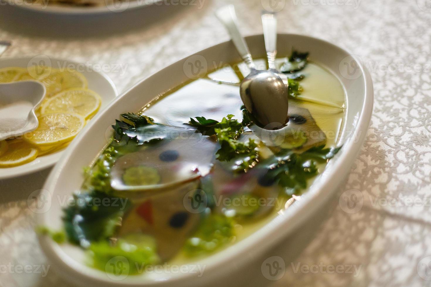 refeições de festa na mesa mesa de banquete foto