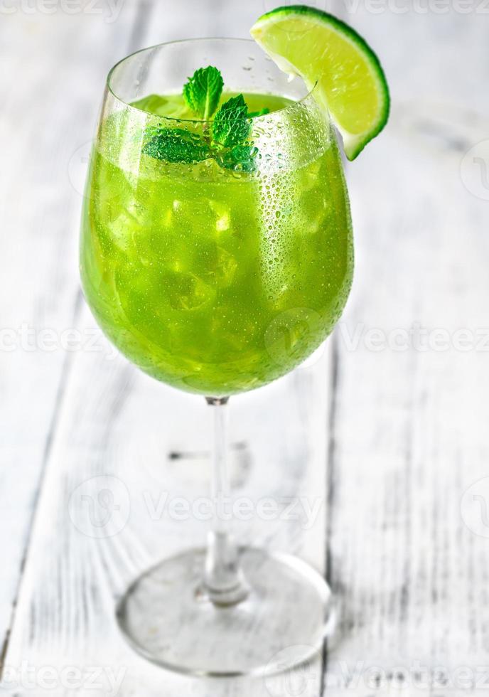 copo de mojito verde foto