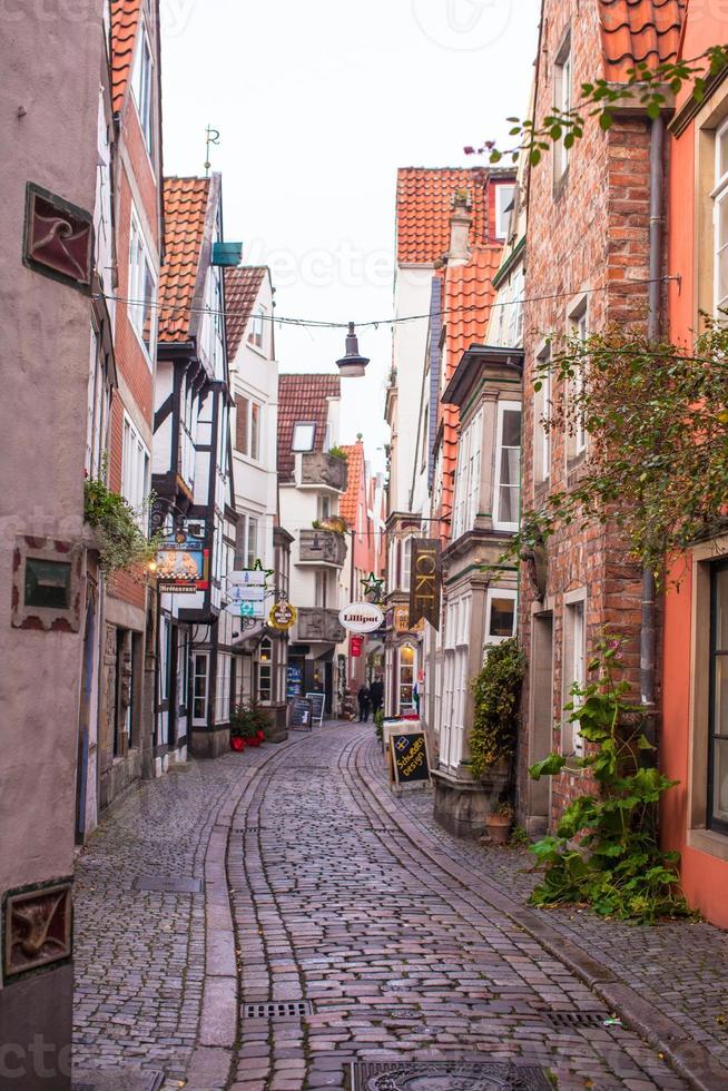 ruas antigas da cidade de bremen, alemanha foto