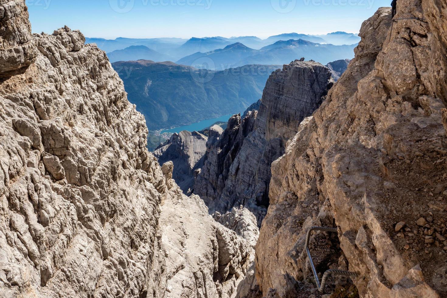 vista dos picos das montanhas brenta dolomitas. Trentino, Itália foto