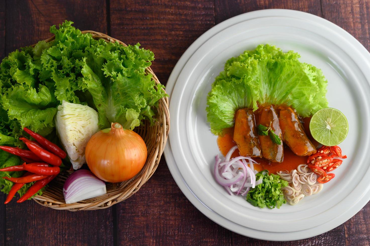 salada e refeição de vegetais foto