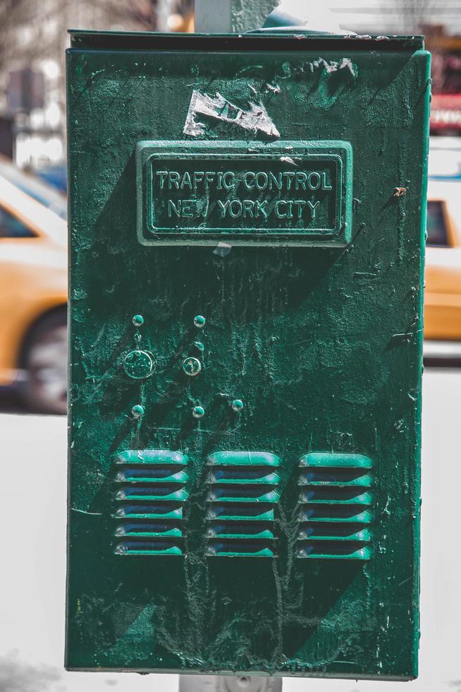 cidade de nova york, ny, 2020 - caixa de controle de tráfego foto