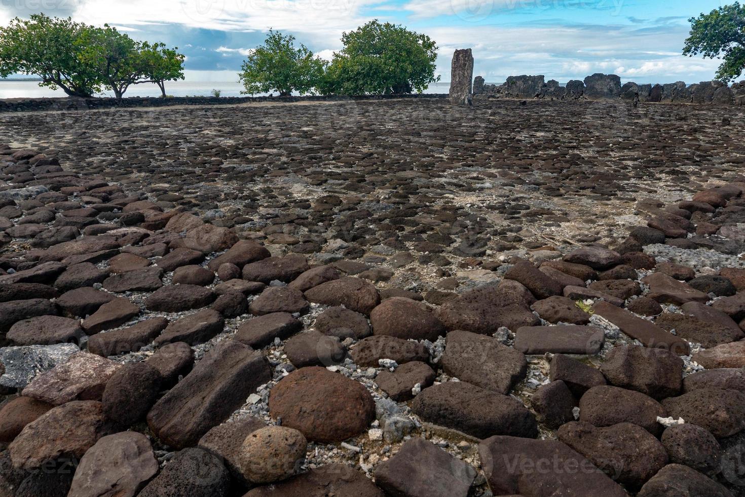 taputapuatea marae de raiatea polinésia francesa sítio arqueológico da unesco foto