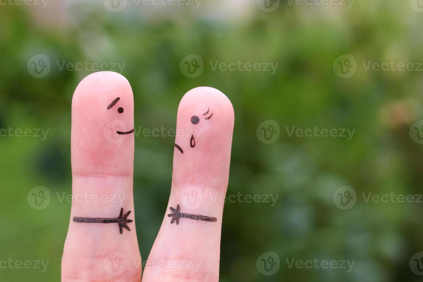 arte dos dedos de um casal que se conheceu após uma longa separação. foto