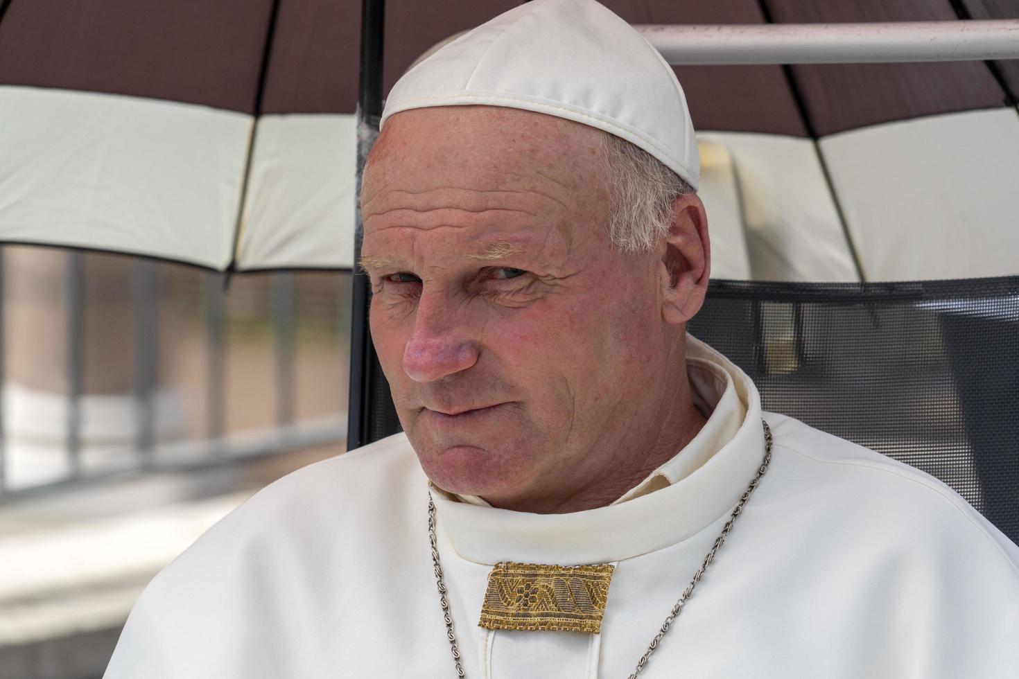 roma, itália - 15 de junho de 2019 - sósia do papa john paul ii foto