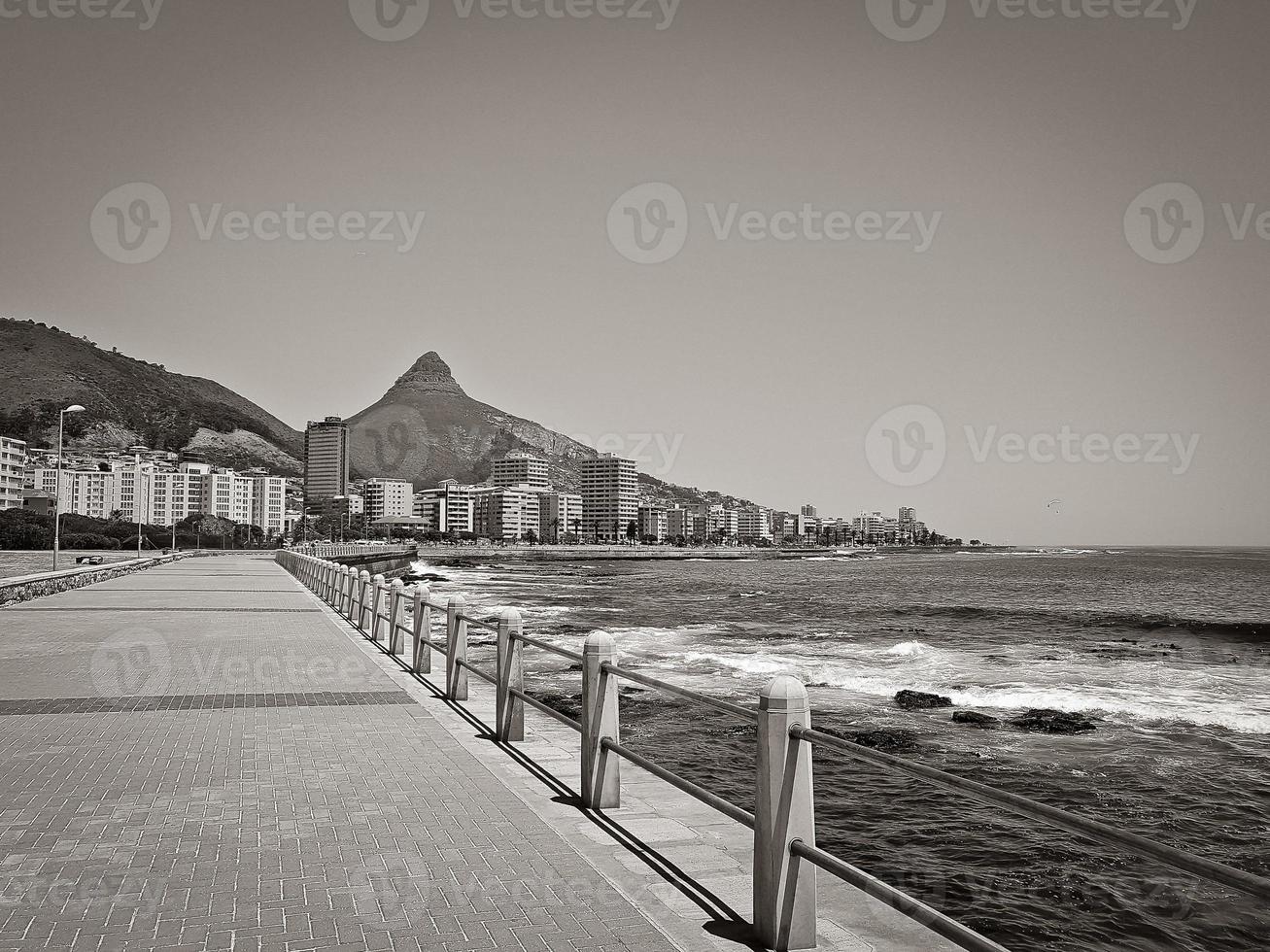 Sea Point Beach Promenade na Cidade do Cabo, África do Sul. foto