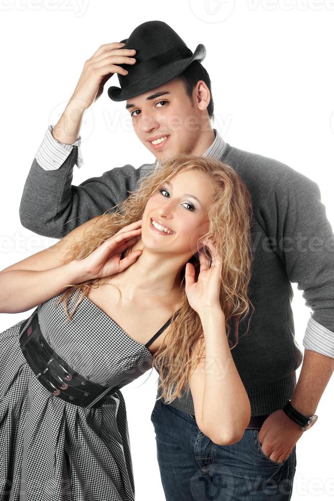 retrato de casal jovem feliz foto