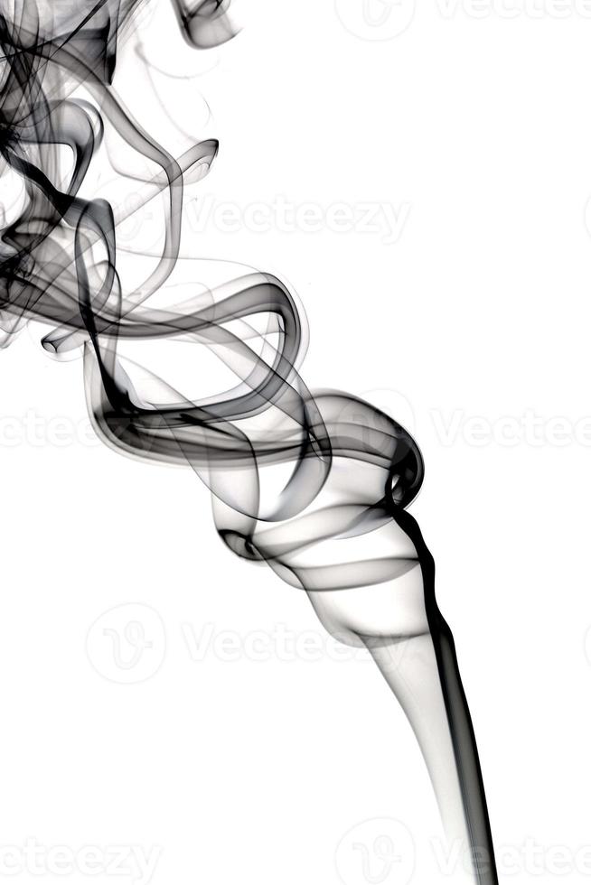 fumaça escura abstrata. isolado no fundo branco foto