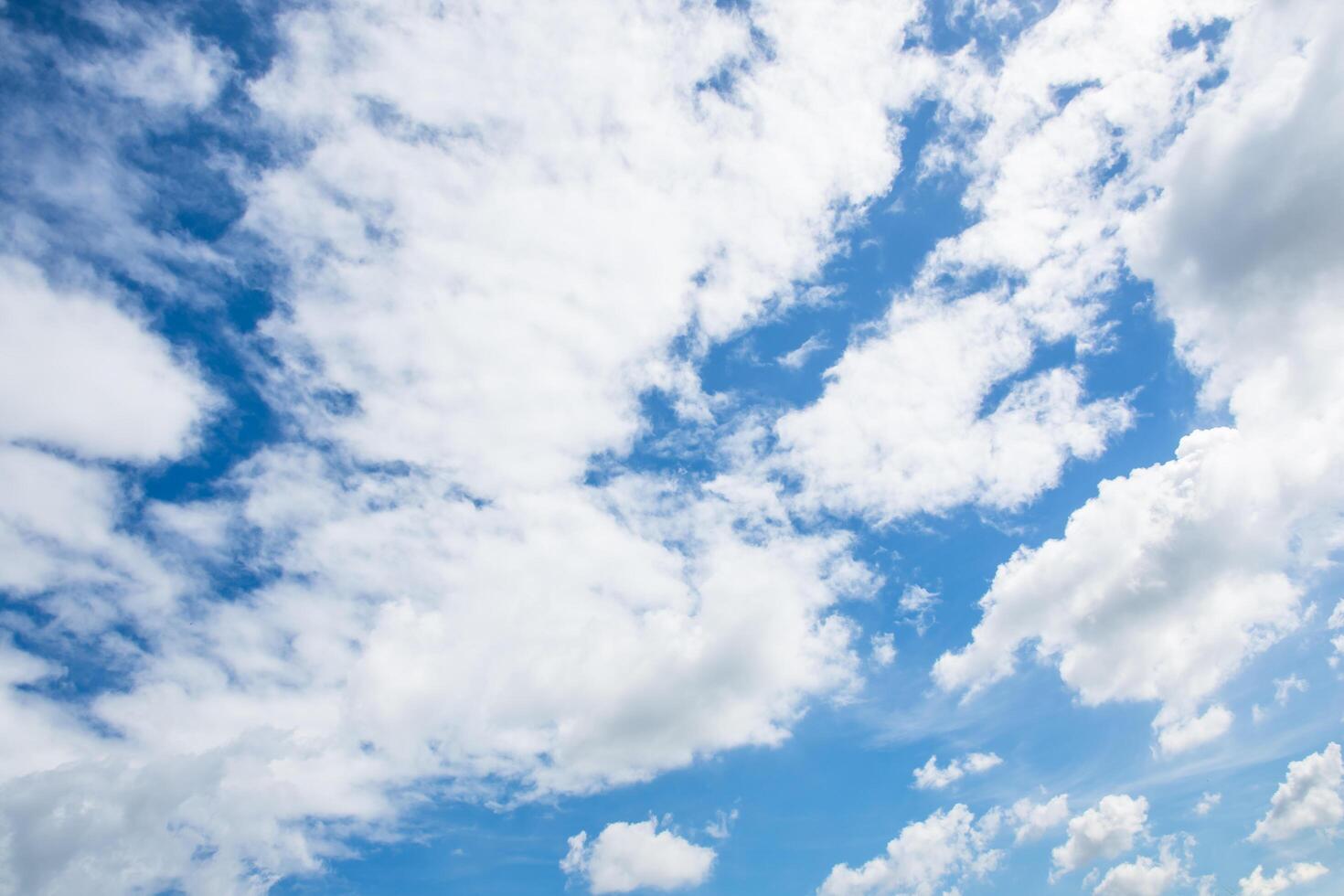 nuvens no céu foto