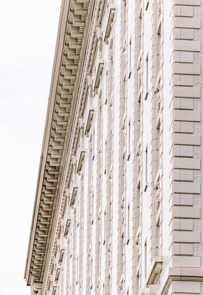 Salt Lake City, ut, 2020 - edifício de concreto branco e preto foto