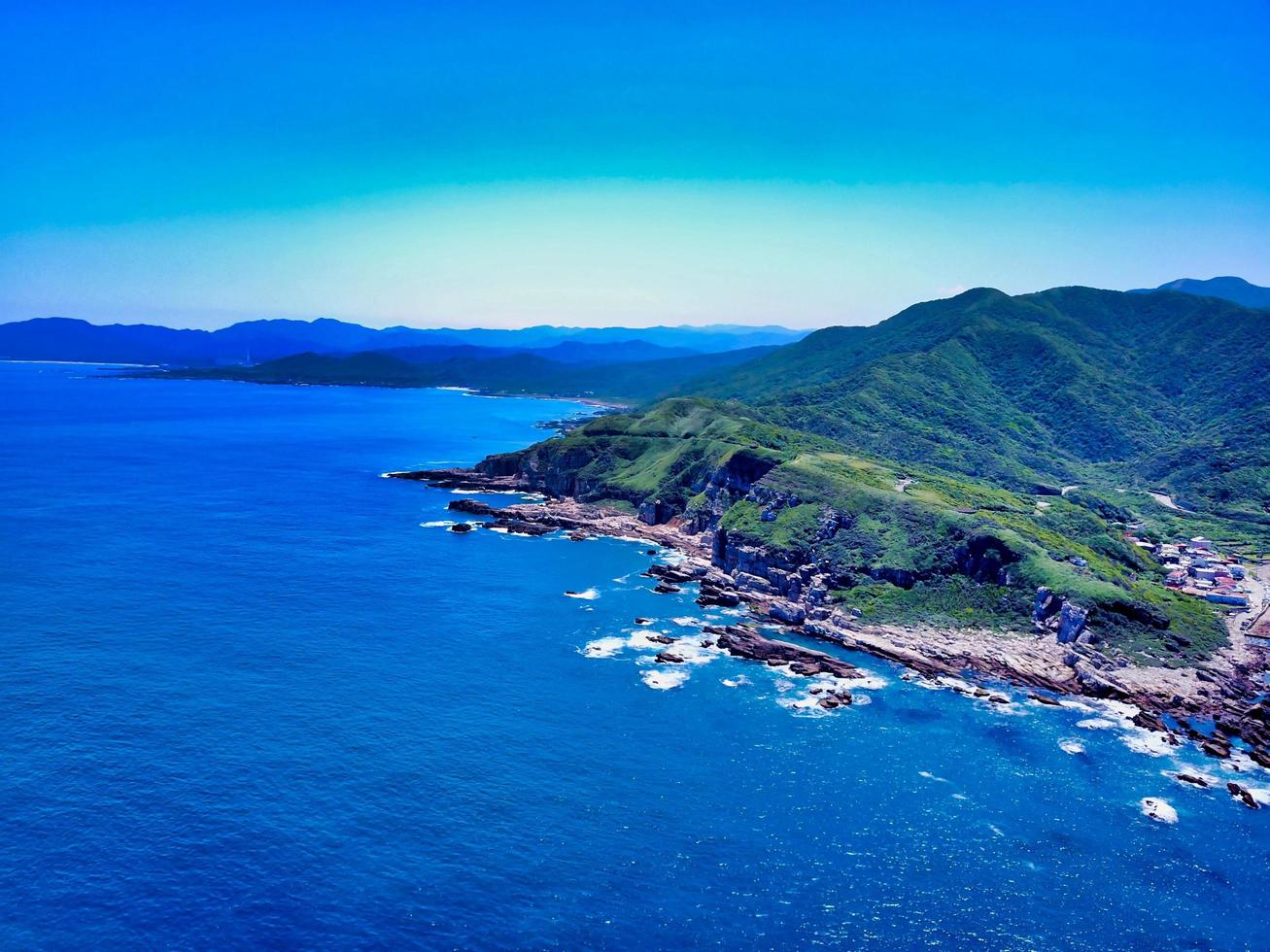 vista aérea da costa nordeste de taiwan foto