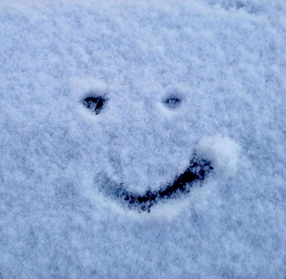 cara feliz na neve foto