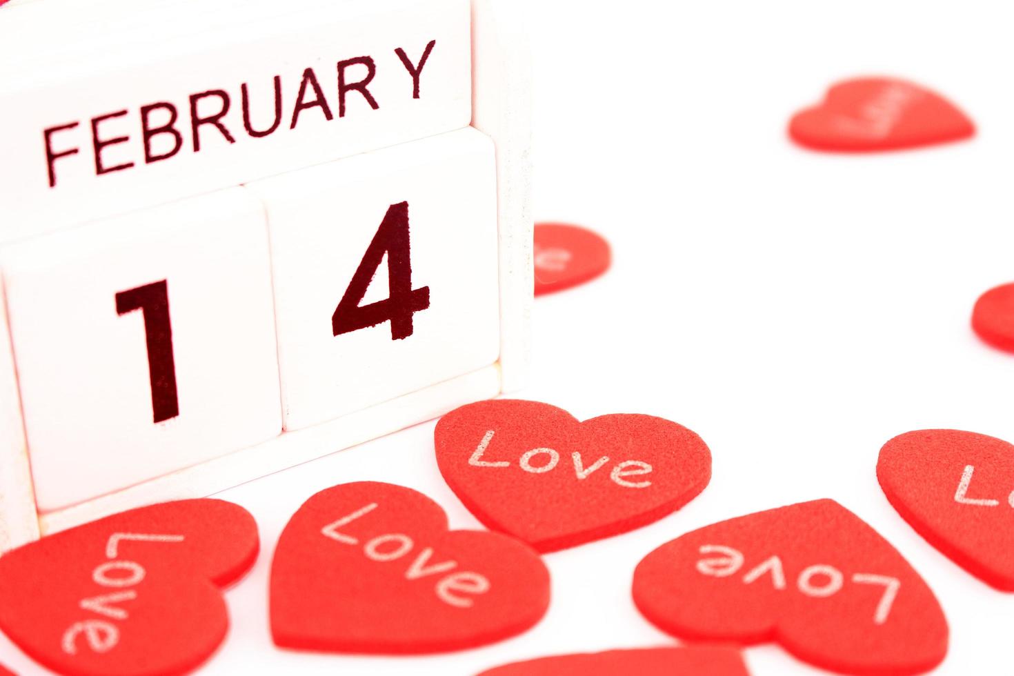 calendário 14 de fevereiro com corações foto