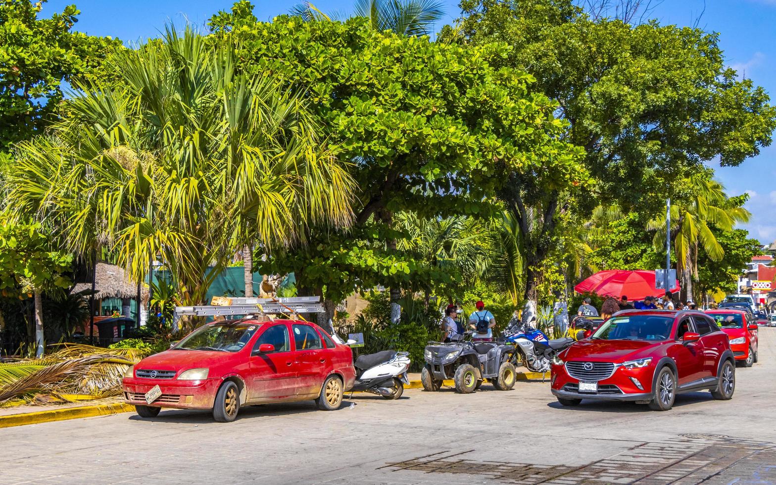 puerto escondido oaxaca méxico 2022 vista panorâmica rua turística palm city zicatela puerto escondido méxico. foto