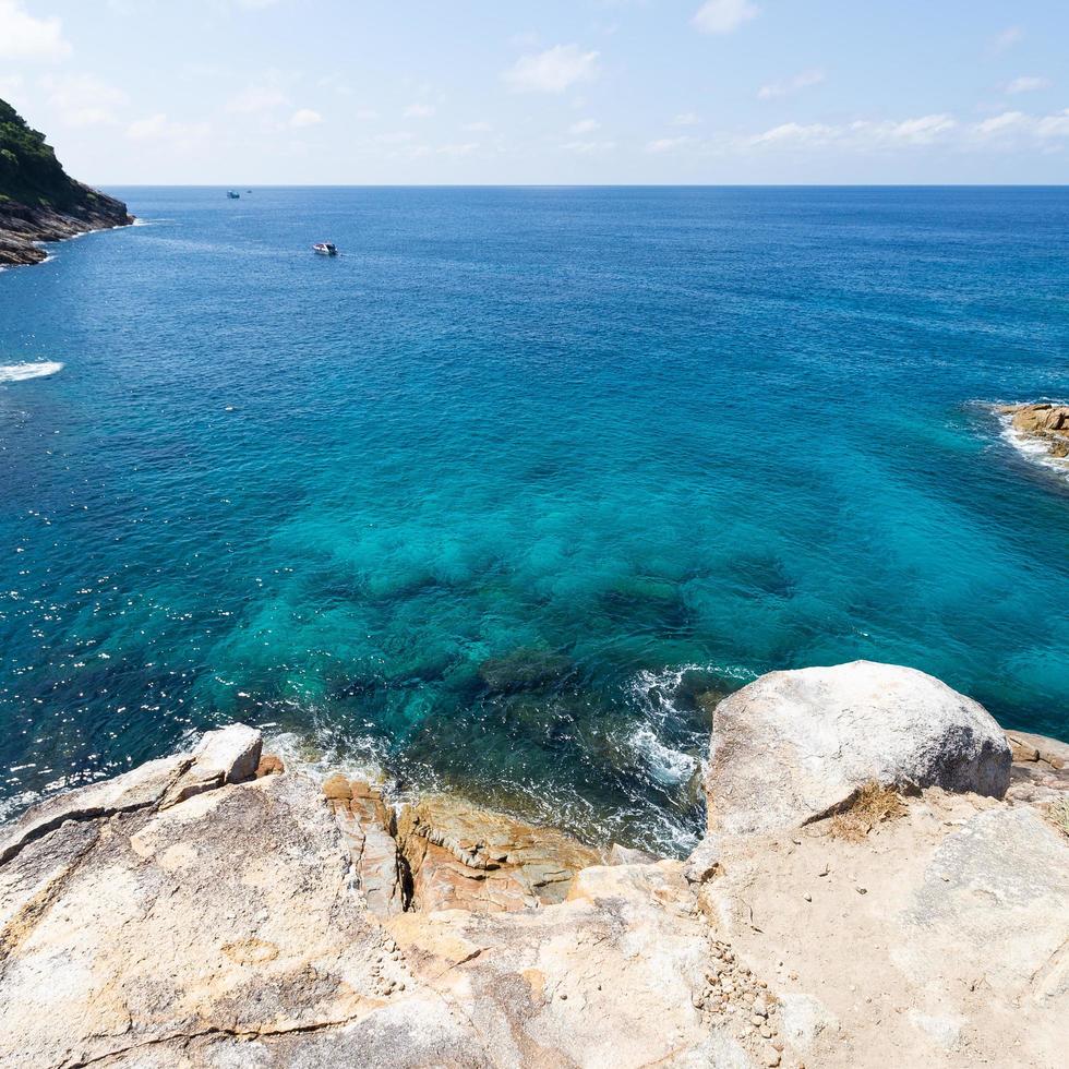 o mar em koh ta chai na tailândia foto