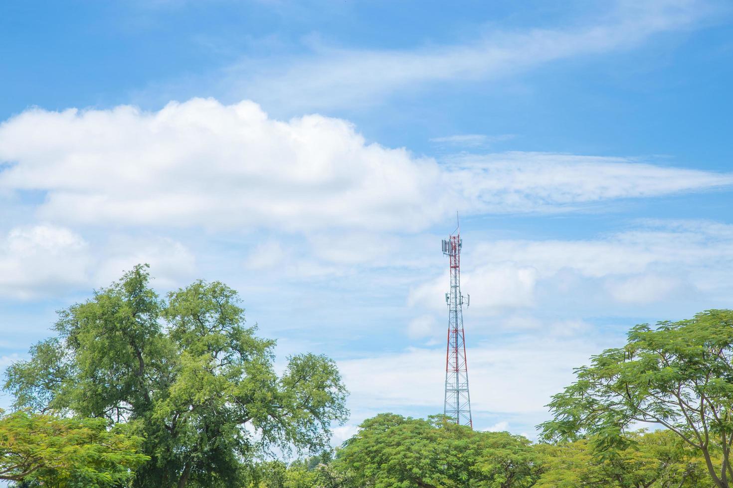 sistema de antena de telefone foto