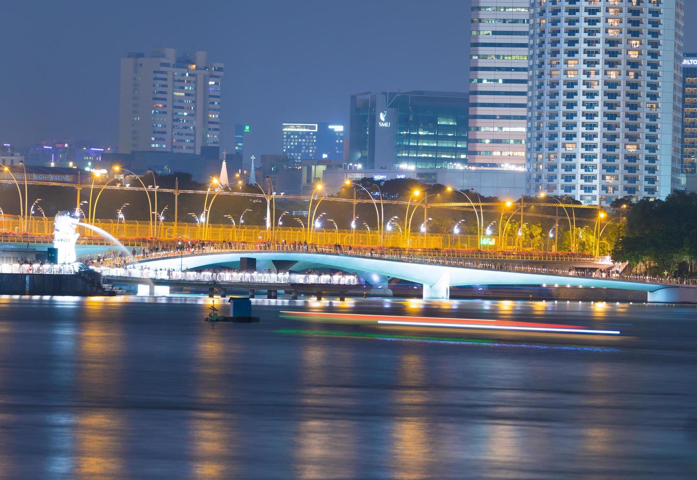 beira-mar na cidade de Singapura foto