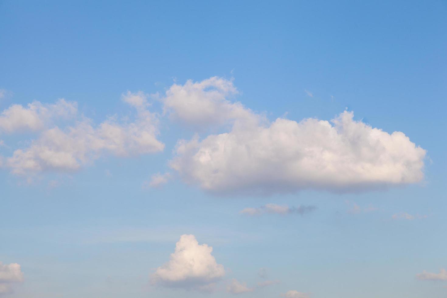 nuvens no céu foto