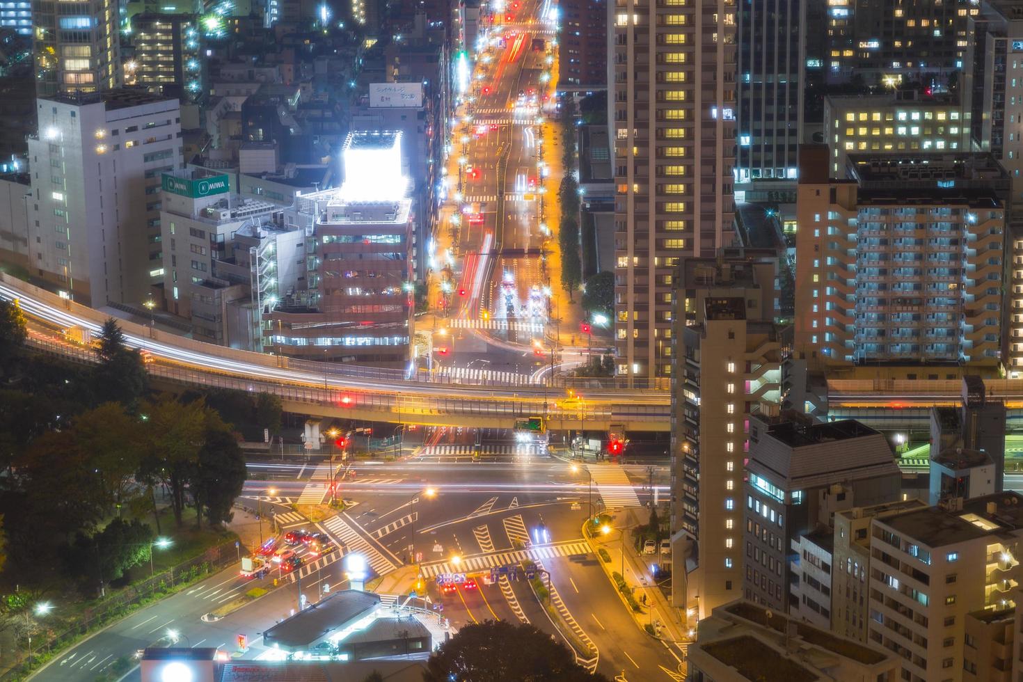 cidade de Tóquio à noite foto