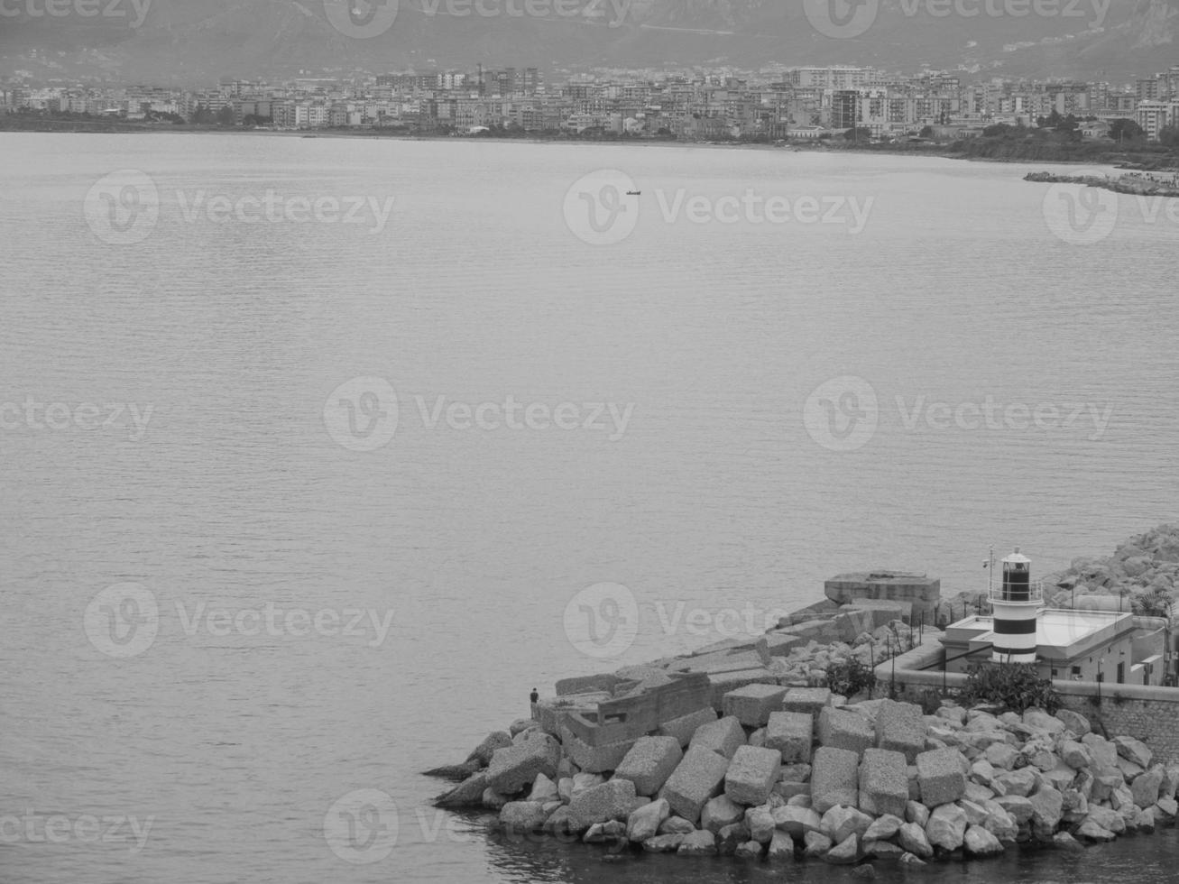 a cidade italiana de palermo foto