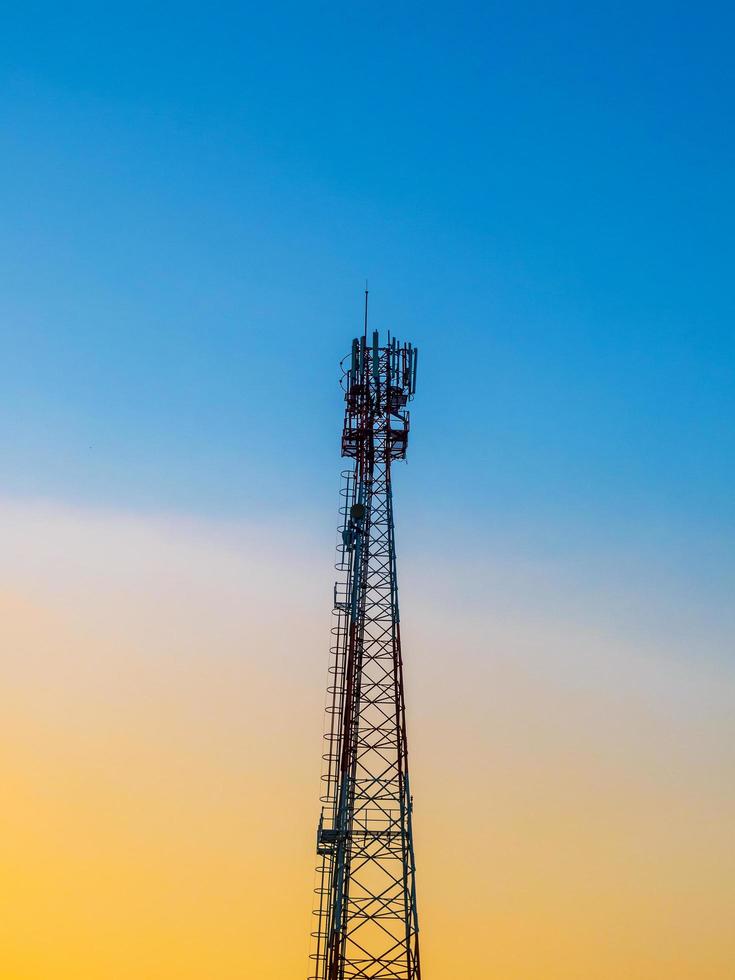 telecomunicações antena para rádio, televisão, telefonia e foto